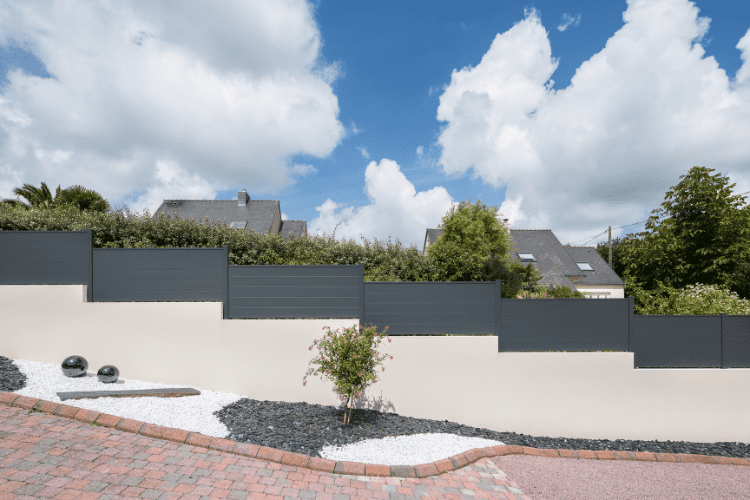 création de murs de clôture à Challans en Vendée